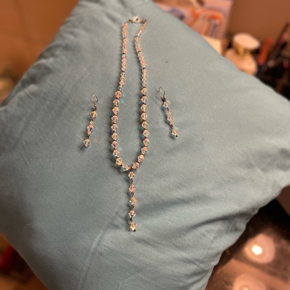 Crystal Necklace and Earring set - Picture 2 of 7